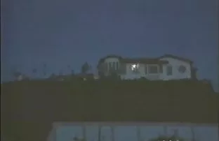 Zwei junge Burschen  ...