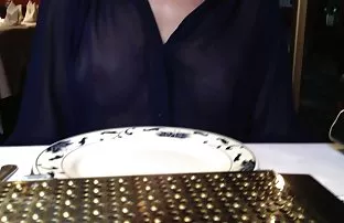 Dunkelhaarigen Lesbe ...