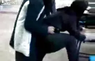 Kurvige Blondine nim ...