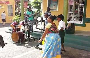 Zwei vollbusige Amat ...