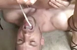 Spielerische blonde  ...