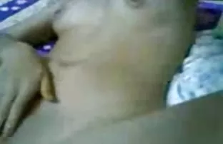 Schob Ihr Höschen zu ...