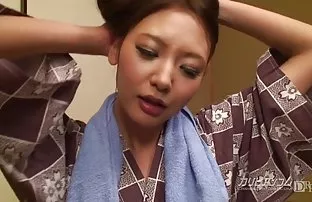 Vollbusige Schlampe  ...