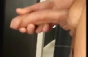 Der Mann ist hart in ...