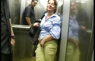 Die Nachbarin ging z ...