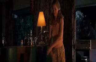 Attraktives Mädchen  ...