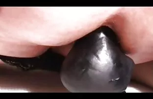 Aufgeregte Frau am m ...