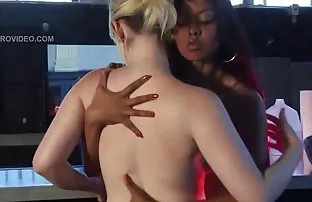 Gebräunte Stieftocht ...