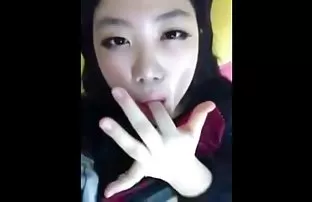 Die Dame des Hauses  ...